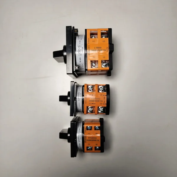 Mora Rotary Change Over 32A, 50A, 75A For Wapda, Solar, Generator - Image 3